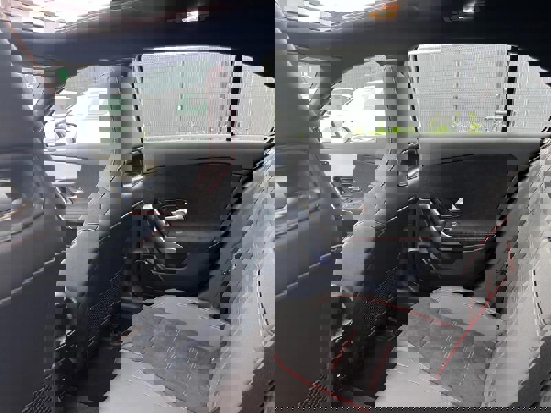 Image Mercedes-Benz CLASSE A A 200 Compacte AMG Line 